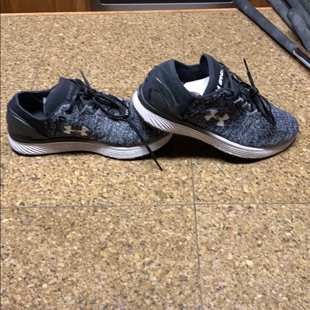 Under Armour Bandit 3’s - Black & White